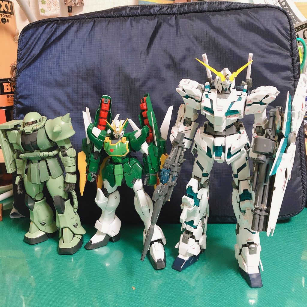 ザクより小さいってのは何か変な感じ　もっと大きいイメージだった