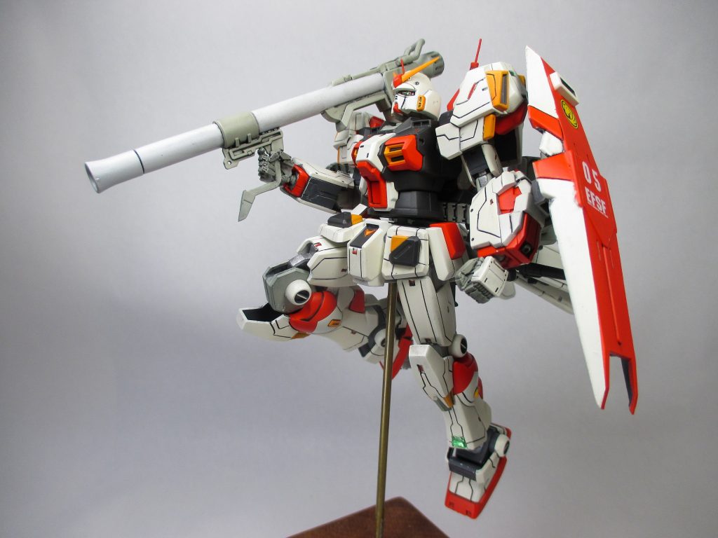 ガンダム5号機＆ガンダム4号機–2枚目/制作者：堺・悠一