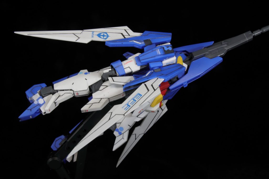 ストライダー形態２羽根のスジボリがいい感じだと思います。