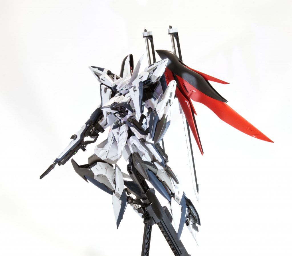 ・各所へのスジボリ、塗り分けでディテールアップしました。