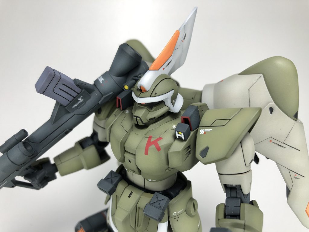 [DeepL] クローズアップ写真。付属のステッカーをロゴのステンシルとして使用しました