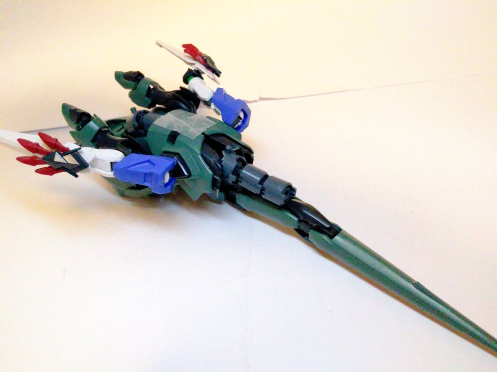 こちらが追加装備なしでの飛行形態。このままだとあんまりにもプレーンだったので、パーツを足していきました。　けどコンパクトさに関しては、こっちの方がいいかも....！？以上、最後までご覧いただきありがとうございました！！m(_ _