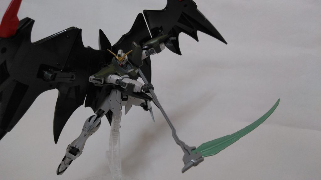 　ビームシザース斬撃