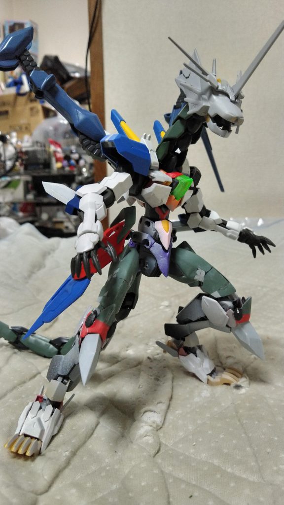 ほぼ144で構成していましたが肥大化と共に腕や足に100バルバトスを使いバランスを取りました