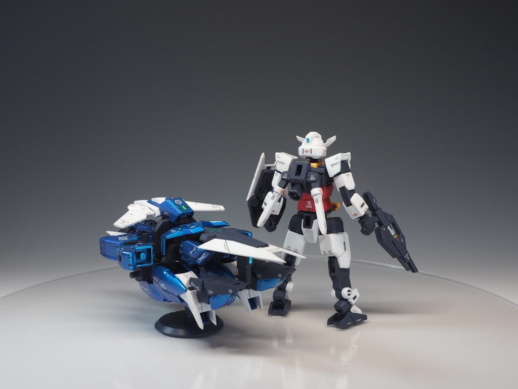 バックショット。今回も、足首の丸イチモールドにはハイキューパーツの円形マスキングシールを塗装して貼り付け。バーニア内にエッチングパーツを仕込みました。