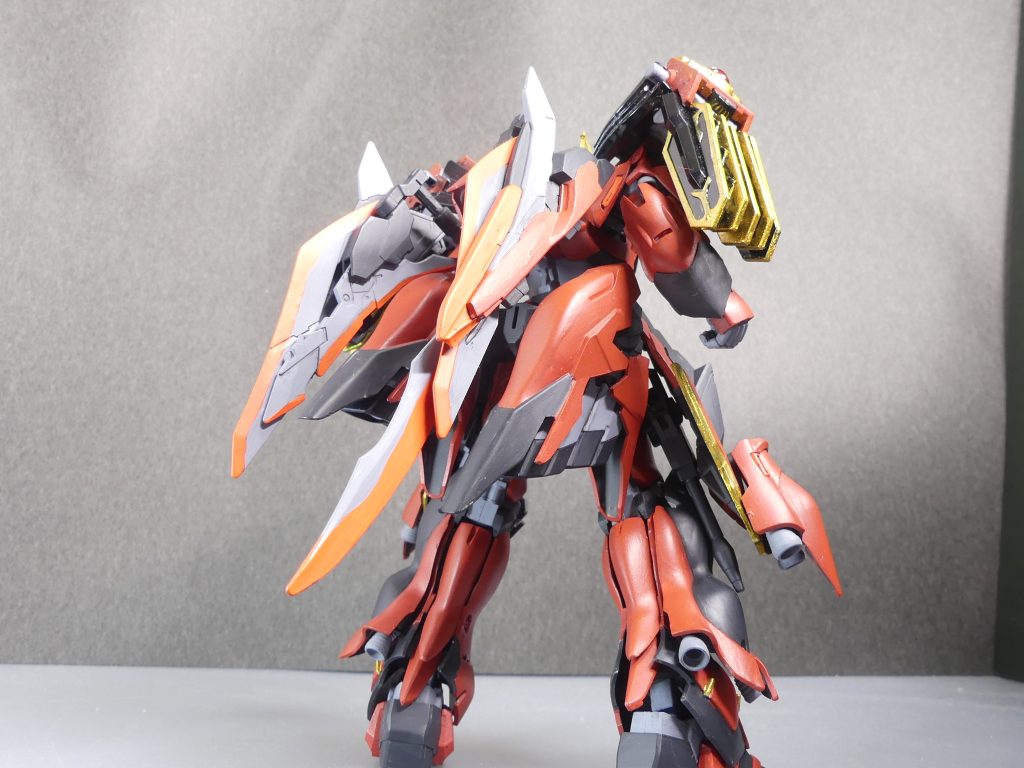 ムサシ:接近戦を主軸にしてきたキルシュ。前線に突っ込んでいきがちで損耗も激しい・・・が、キルシュは己のスタイルを変えなかった。接近戦用のスタイルはもとより、装甲面も強化することでまさに「武者」のような出で立ちを手に入れたのである。