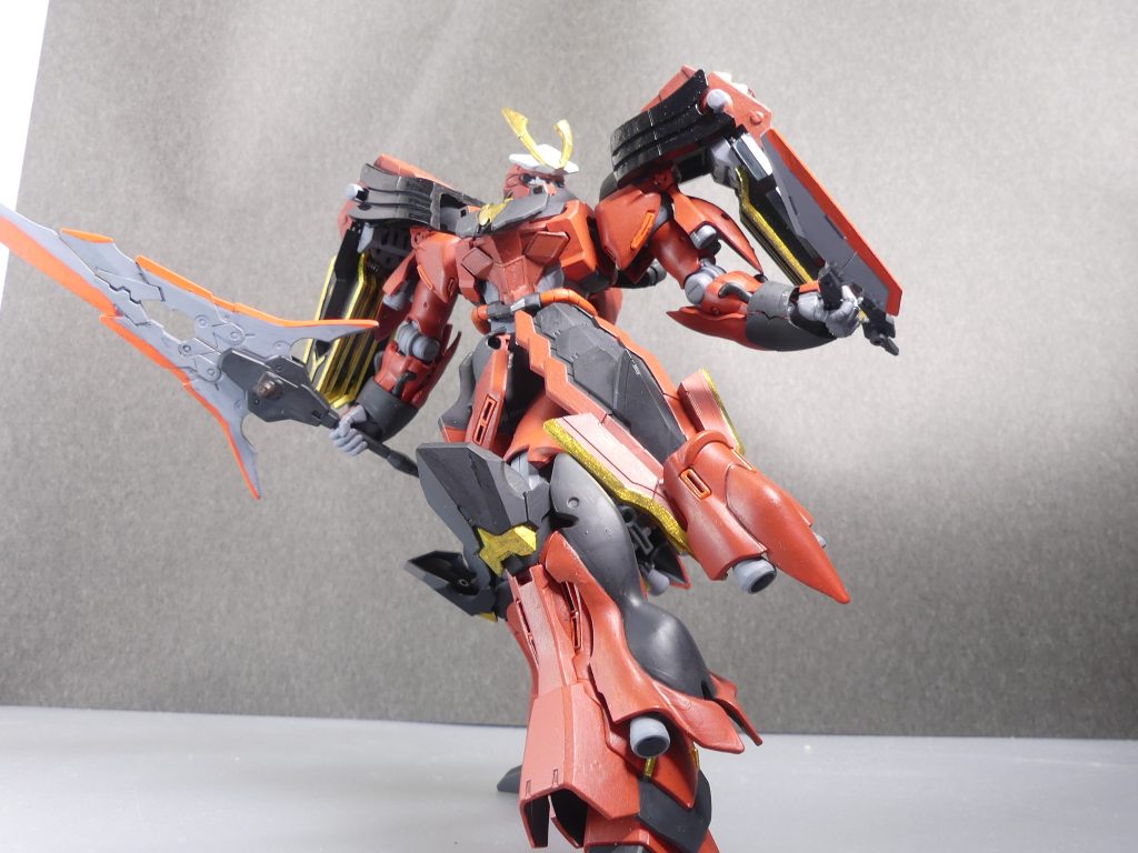 ヒートナイフ:左腰裏に装備した小型のナイフ。スピナティオ(忍者仕様)から。