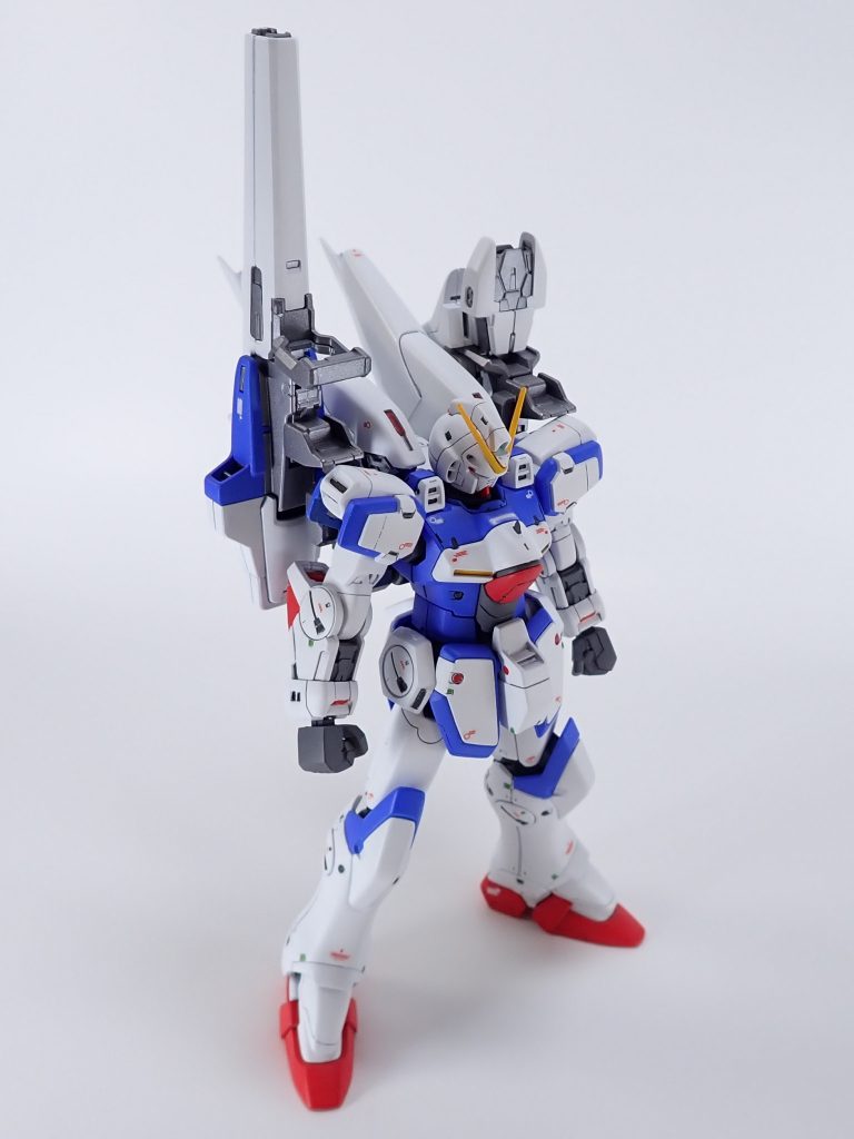 デカールはHGUCユニコーンガンダム用を使用しました。カラーリング(ガイアカラー)白:EXホワイト+ニュートラルグレーⅢ青:アイスコバルトブルー赤:ローズブライトレッドフレーム:メカサフへヴィウェポンプラットフォーム等グレー:フレームメタリック