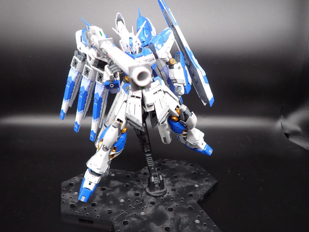 RGハイニューガンダム–2枚目/制作者：アンジェロのプラモデル工房