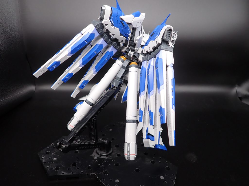 RGハイニューガンダム–3枚目/制作者：アンジェロのプラモデル工房
