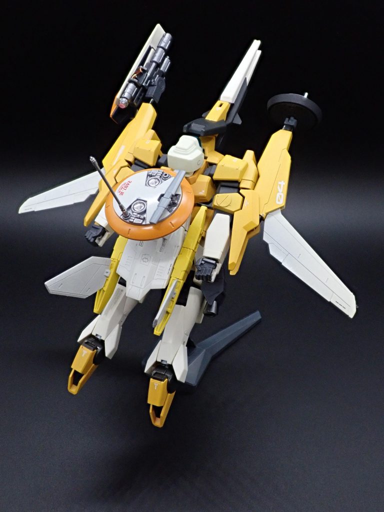 バックパック式の電子戦用ユニットは機体が失われても収集した情報を回収出来るようになっています(30MMエグザビークル＋ビルダーズパーツMSレドーム01+MSブレード01)