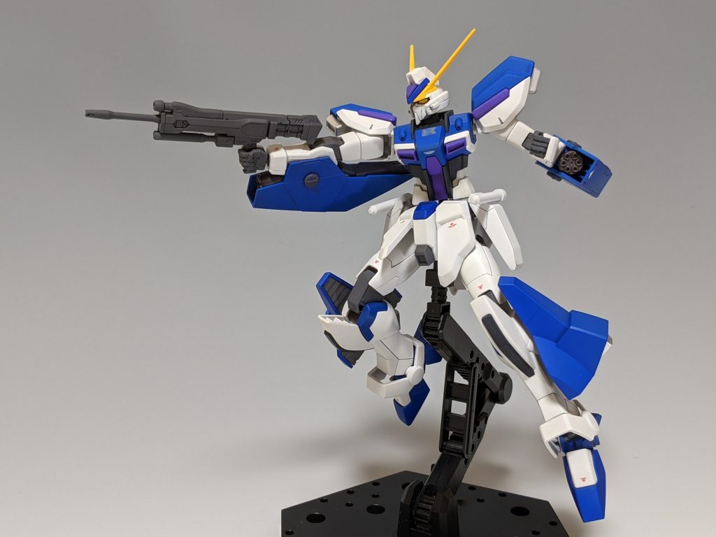 浮かせて何枚か。脚のブースターも現地で改造されたものです。シルヴァ・バレトサプレッサーの余剰パーツで作成しました。