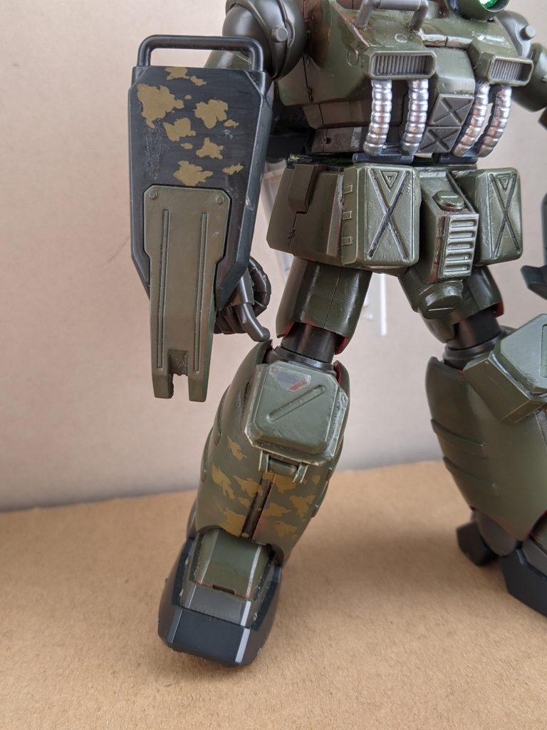 迷彩塗装を初めてやってみました。