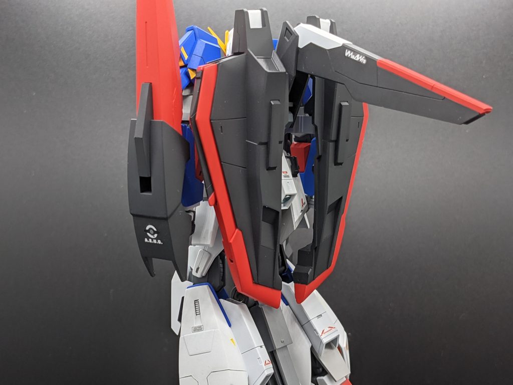 フライングアーマーの塗り分けはうまく行きました。