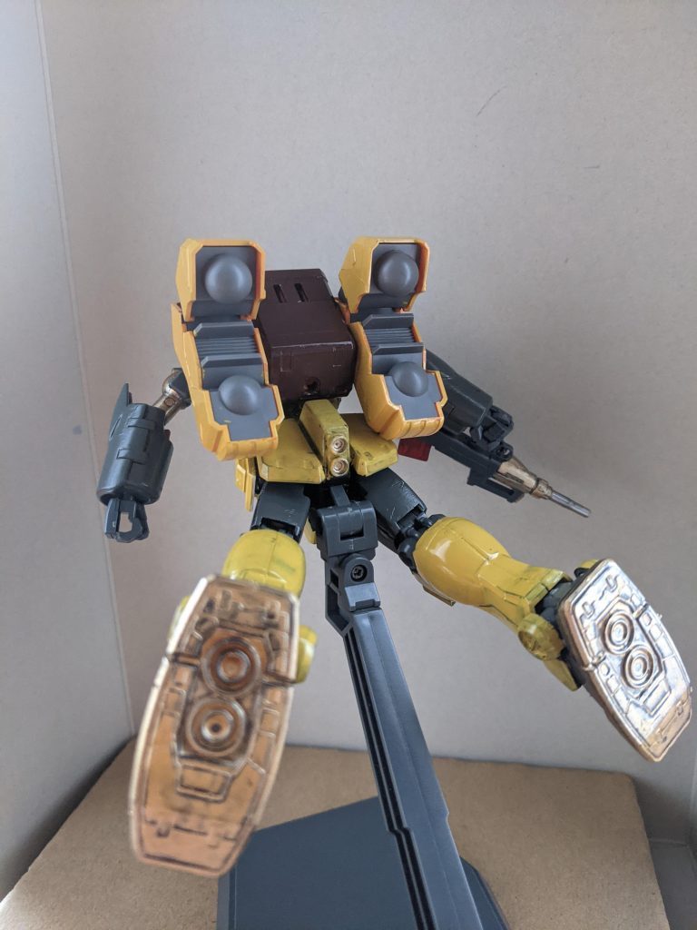 ドップ隊員「前方に機影ひとつ、あれは…ゲムか？！なんでゲムが飛んでんだ？！」ドップ隊長「驚いてる暇はない、火器を持っているのが見えないか！そしてジムだ！」ジム操縦士「小バエが呑気にさぁ！！」ドップ隊員「ぐわァァァ！」どっかーん！