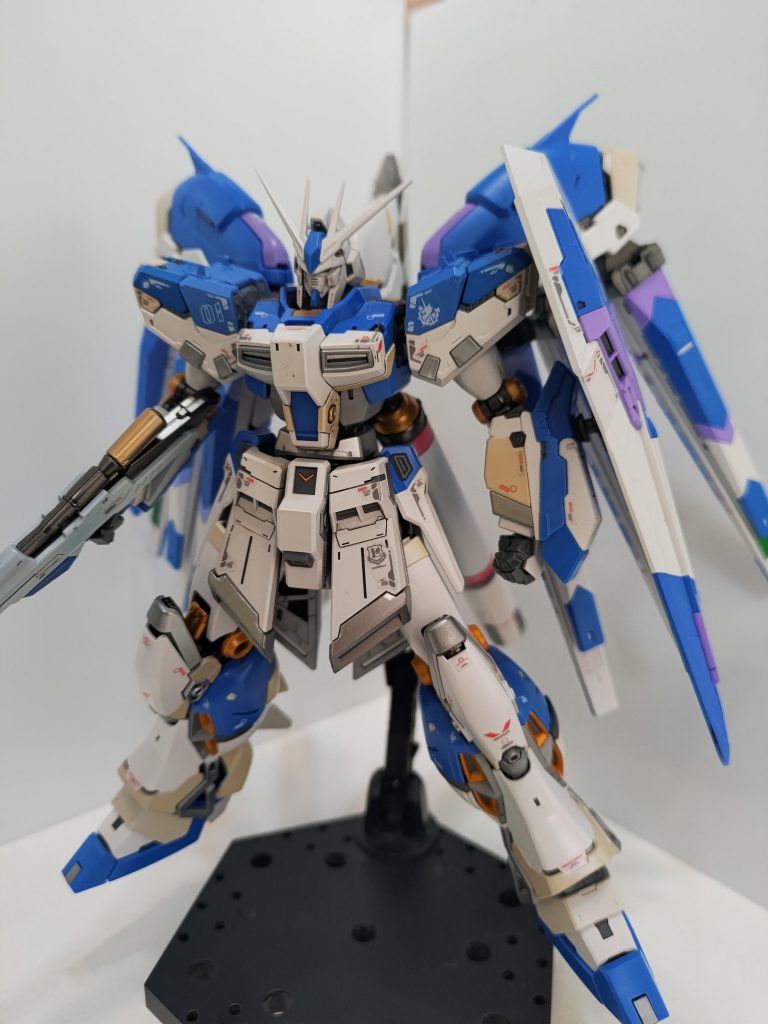 Hi-vガンダム–3枚目/制作者：Peter