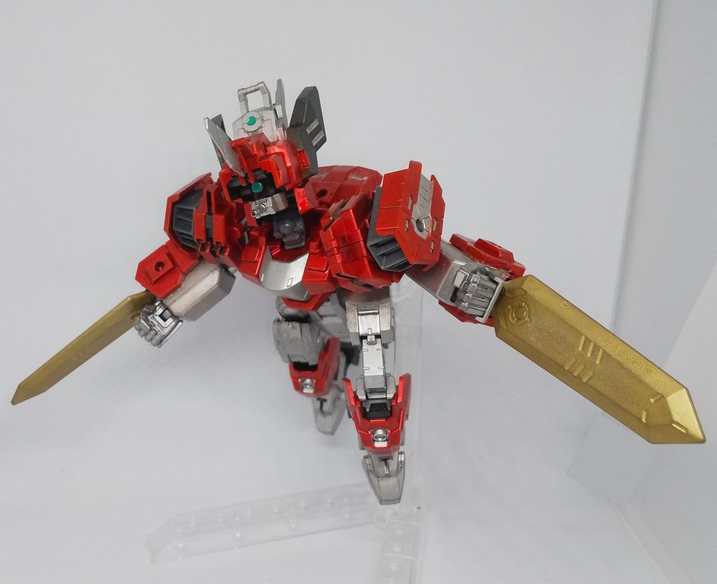 股関節には30MMの物を加工して使用しており、従来のベースパーツを使うことも出来ます。