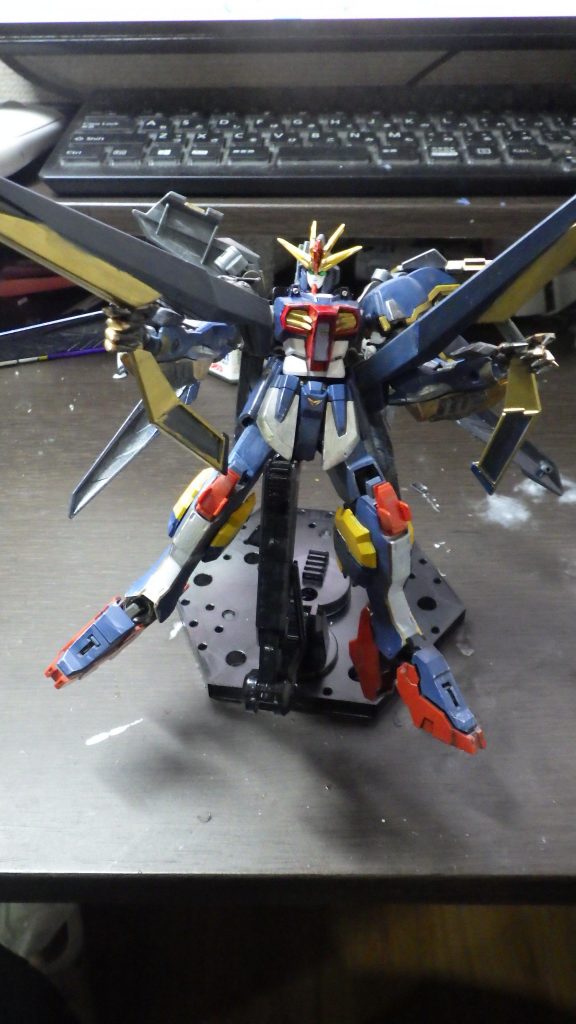 勿論ローブバスターライフルは手持ち武器として使用可能です。