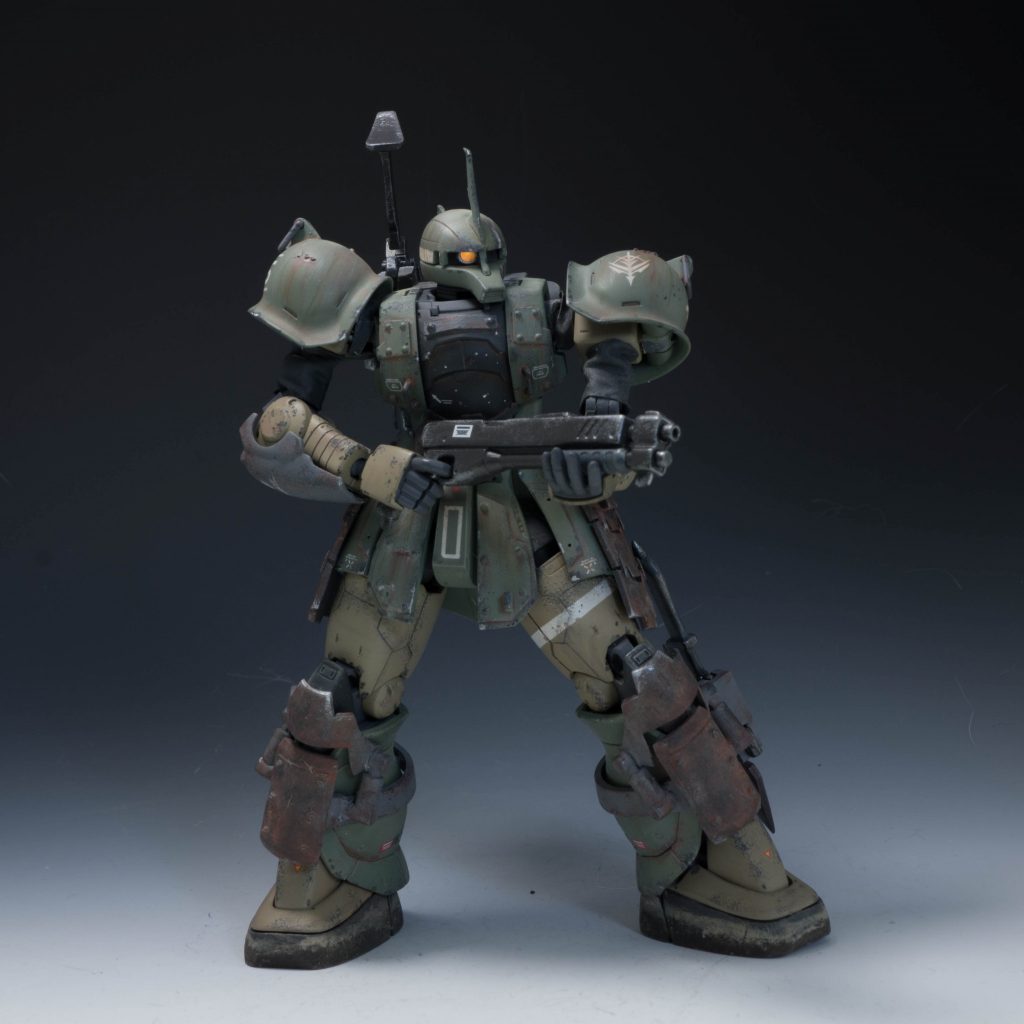 射撃武装②ZUX-197　ヤークトゲヴェール背面に懸架している。