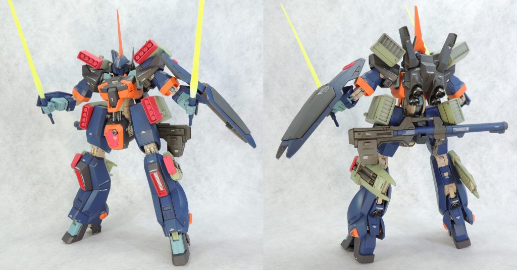 ジムⅢのミサイル・ポッド、ミサイル・ランチャー、Mk-Ⅱの装備をてんこ盛りした状態です。ビーム・ライフルを2丁構えさせようとしましたが、さすがに出力不足?と思い、ビーム・サーベルに変更。