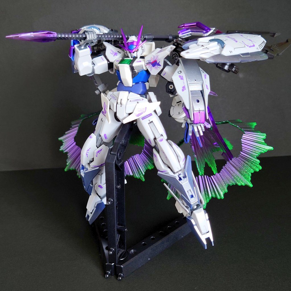 エフェクトをメタリックパープルでグラデ塗装しました