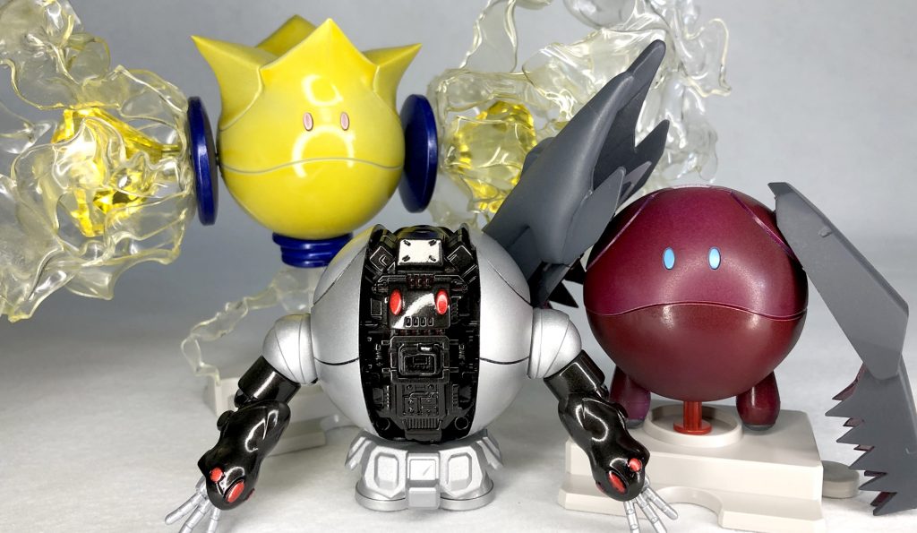 今まで作ったレジ兄弟とも ここまでご覧いただきありがとうございます。前々から中のメカを露出させて今回のようなビジュアルにできるのでは？と画策してはいましたがいざ着手してみるとなかなかうまくいかないもので💦しかし最終的にバッチリの見た目に仕上がって大満足です♪