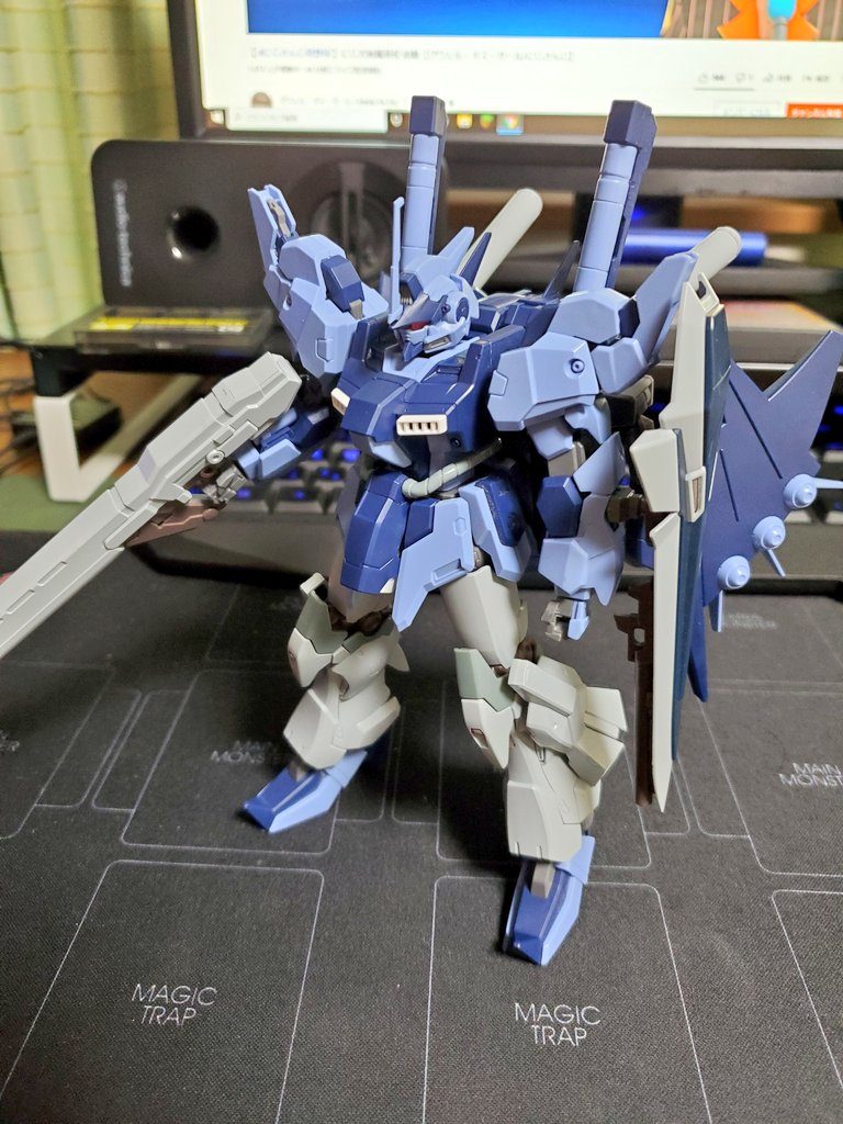 ラフ1大体そのままで大きな変更は特に無いです。