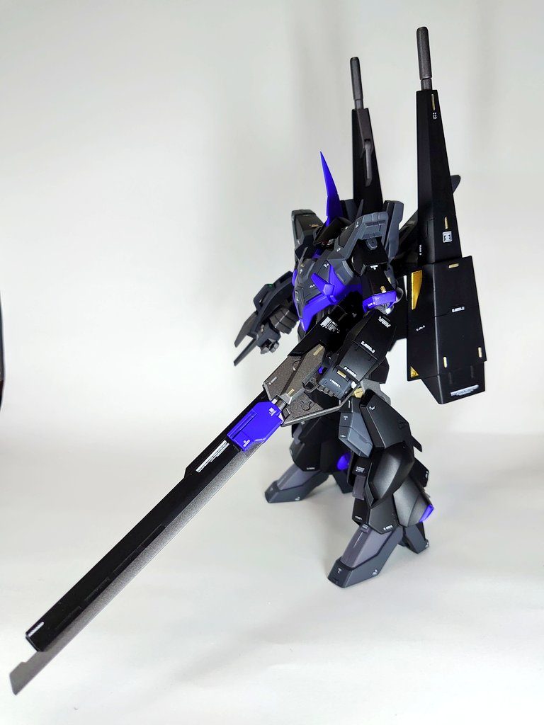 追加武装フライルーから流用、ちょっとだけ後ろの部分をカットして短くしてます。