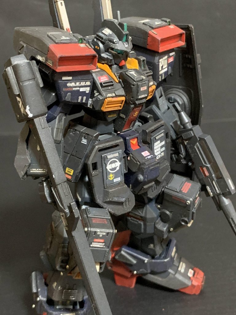 ジムIIIの肩のミサイルが凄くカッコいい! スタークジェガンは大きすぎ 好きだけどね