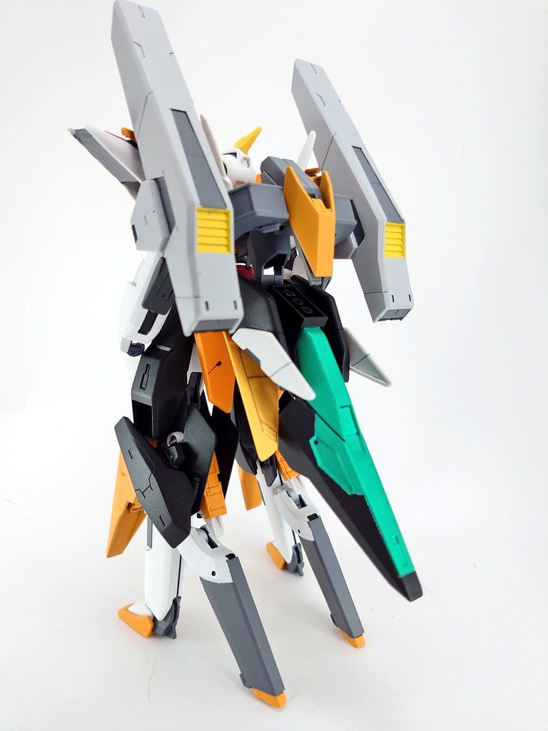 バックショットミサイルポッドは取り外しできる様にしています