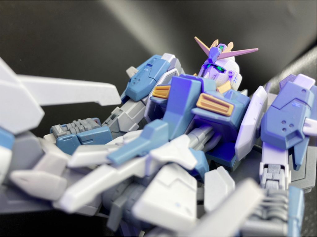 ゼータガンダム–4枚目/制作者：阿熊人