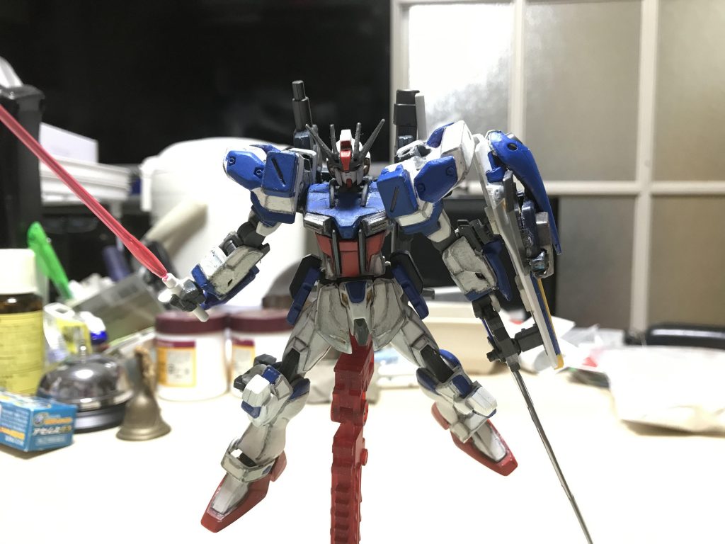 GNブレード展開しビームサーベルの二刀流