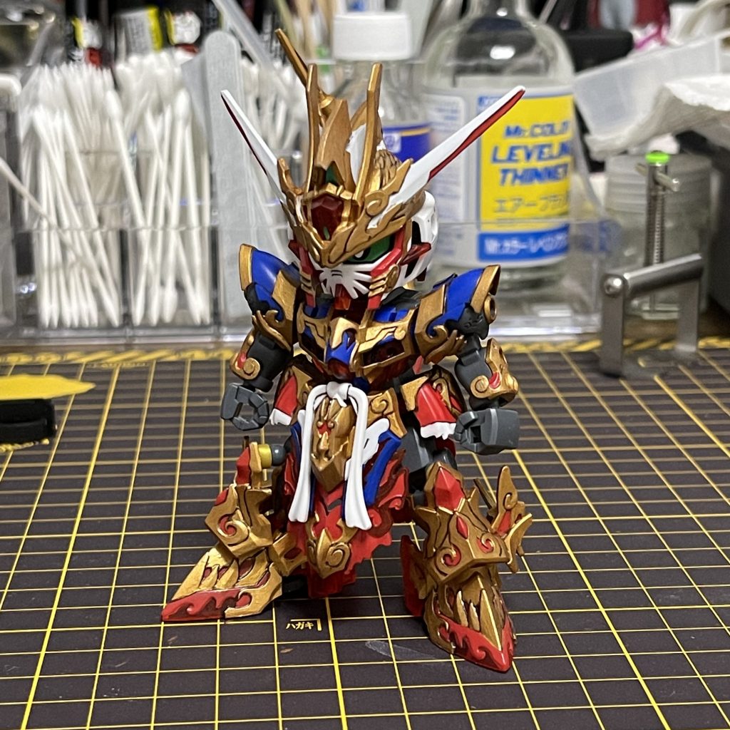 腰パーツの塗り分けが地獄でした🤢