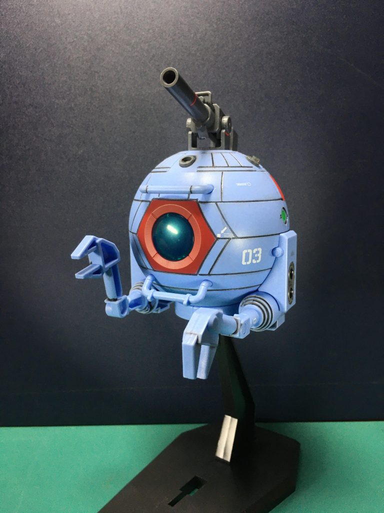 まずは通常のボール。第1弾のラインナップです。上部砲塔は重心が筒型の別パーツ成型になっていて、ちゃんと銃口は開口されています。何気にコクピット部はクリアパーツ。 実際の設定画に比べると大分簡略化されたアレンジが効いてますので気になる人はなるかと…