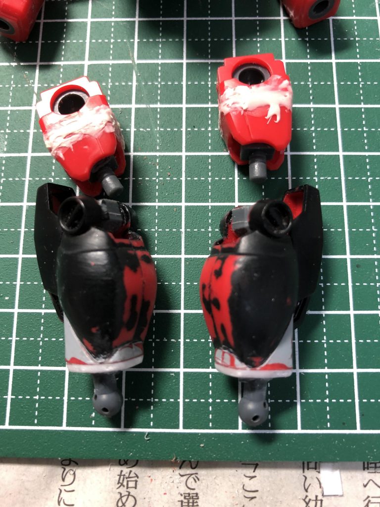 脚部の長さ調整。