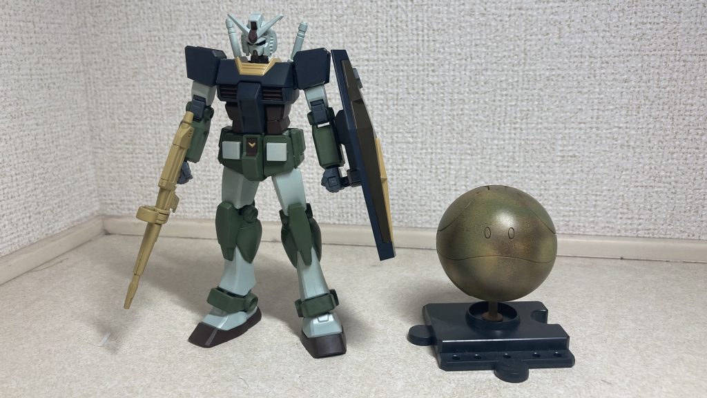 同じセットで塗装した迷彩柄のハロも一緒にのせておきますね