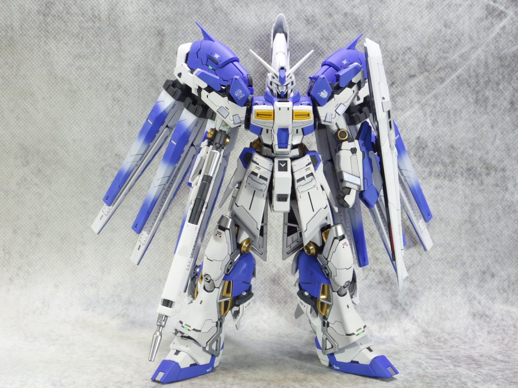 RG Hi-νガンダム–2枚目/制作者：guplafactory