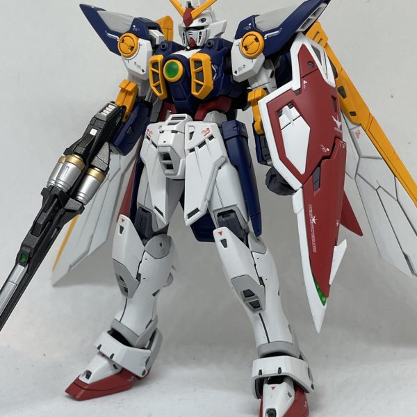 ウイングガンダム　rg 全塗装