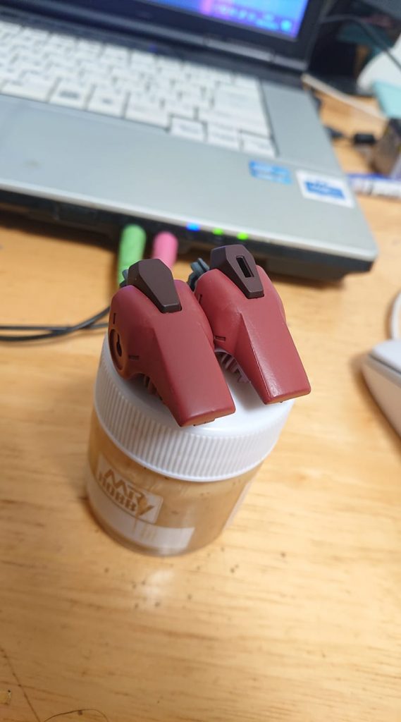 仕上がりが納得いきませんでしたが、合わせ目は消えました。こちらはメッサーF02型で反省点を活かそうと思います。