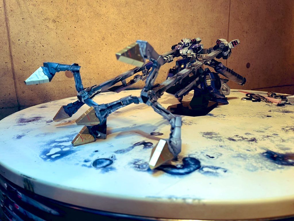 デカすぎて収まらない🥺