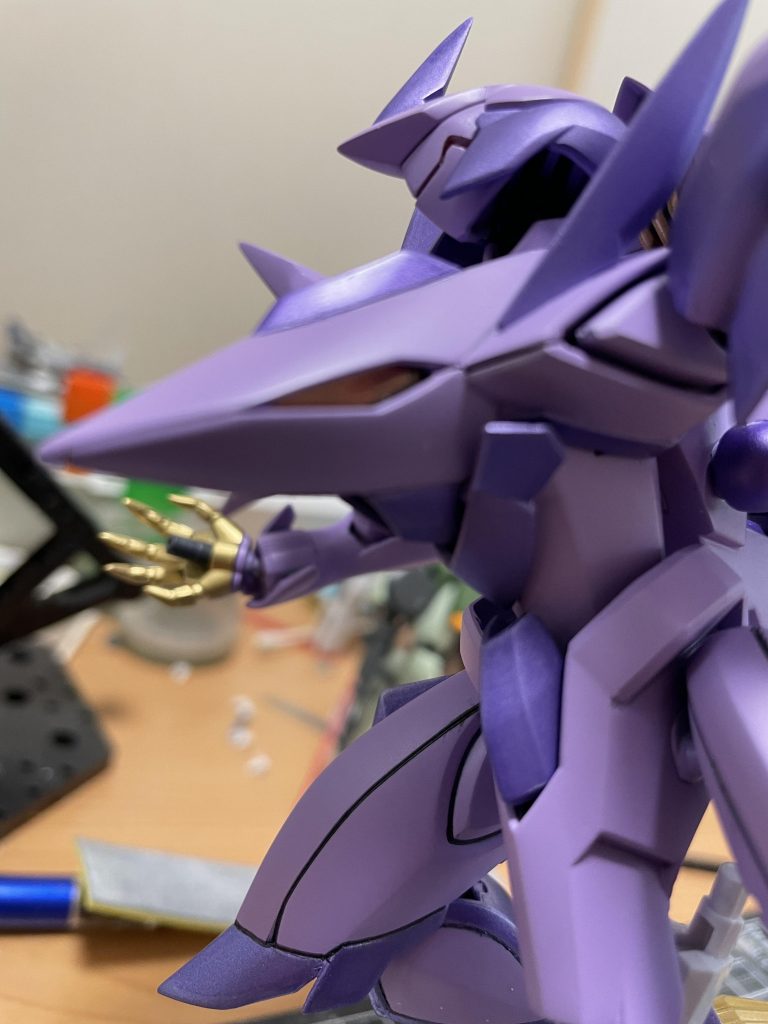 かなりの期間試行錯誤したカラーリング作業とパーツが折れて修理したりする作業が無事に終わりアップできて良かったです。