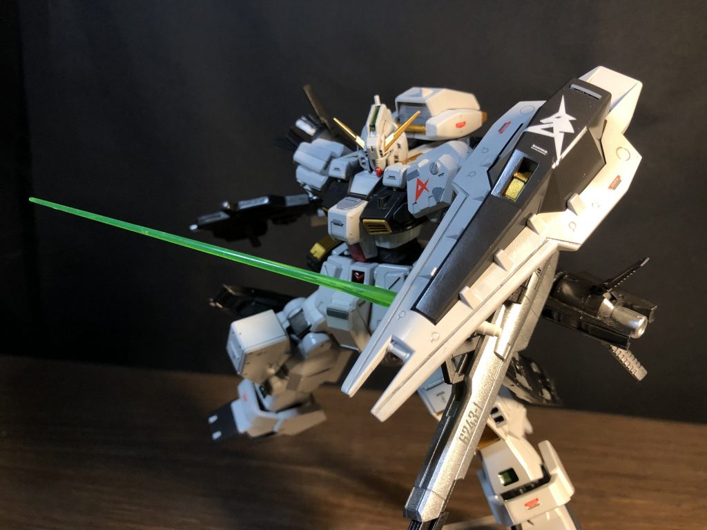 ビームサーベル個人的に緑色のサーベルは好きですね