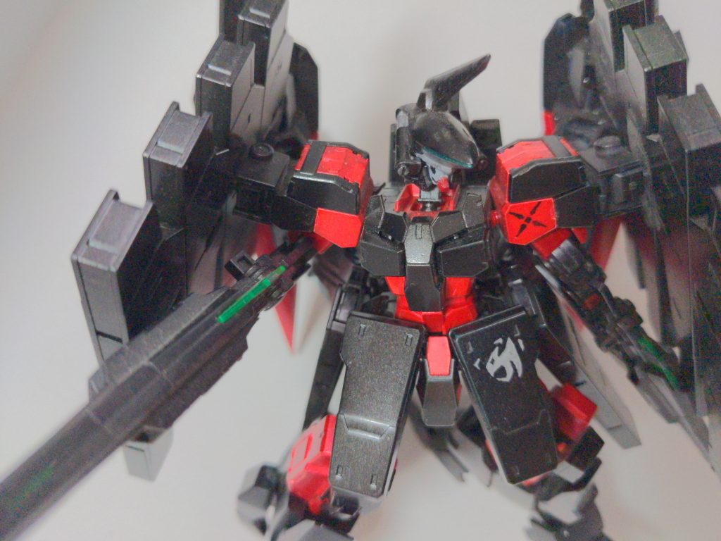 今では希少なダブルオーセブンソードGの武器を2体分使用するという贅沢品です。