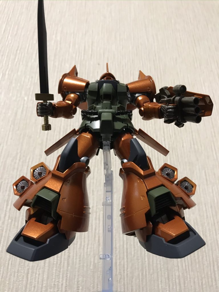 テッカテカの塗装でガルマ様も思わず笑顔に(^-^)