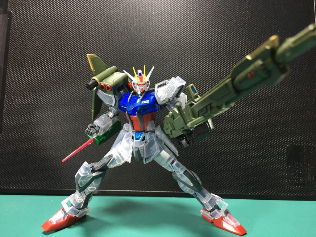 　ランチャーストライカー。