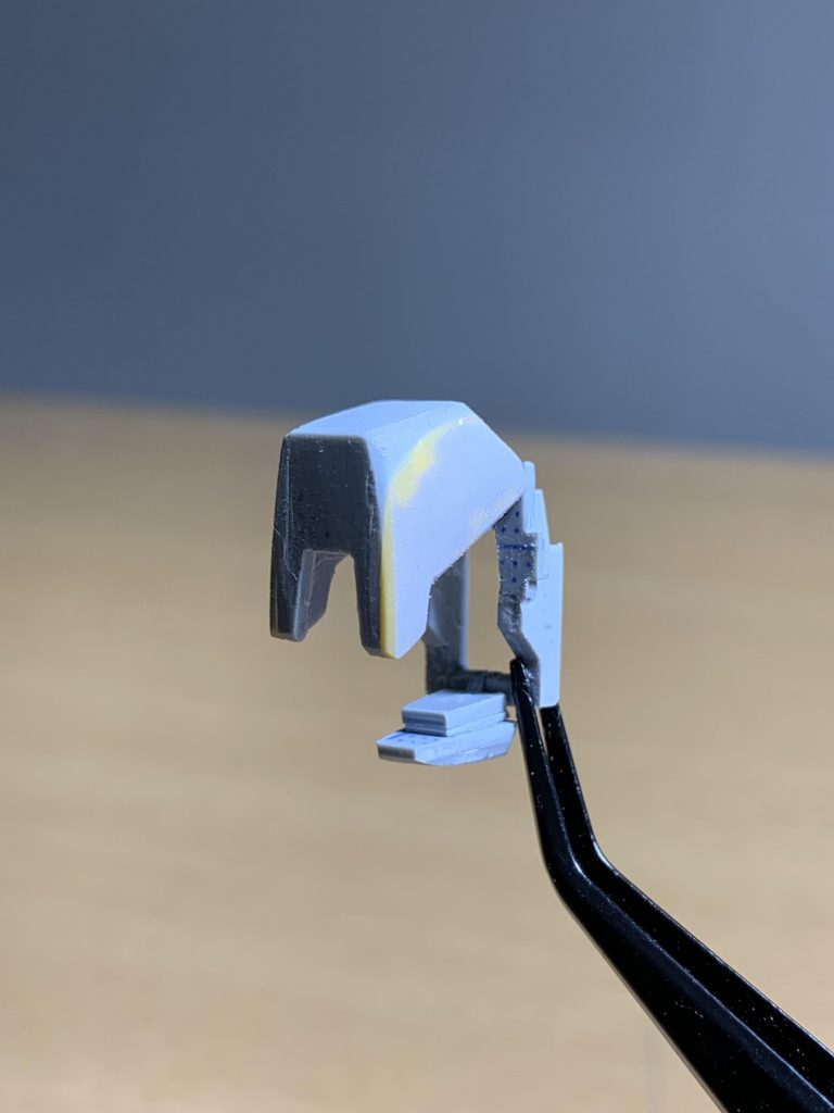 ハッチギミックパーツもまた独立しており、これは黄色のダクトパーツが固定してくれます。