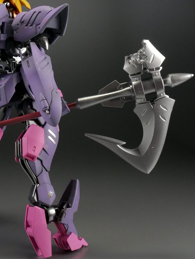 ▲破損したディテールはリューターでゴリゴリ削ってディテールアップしています。