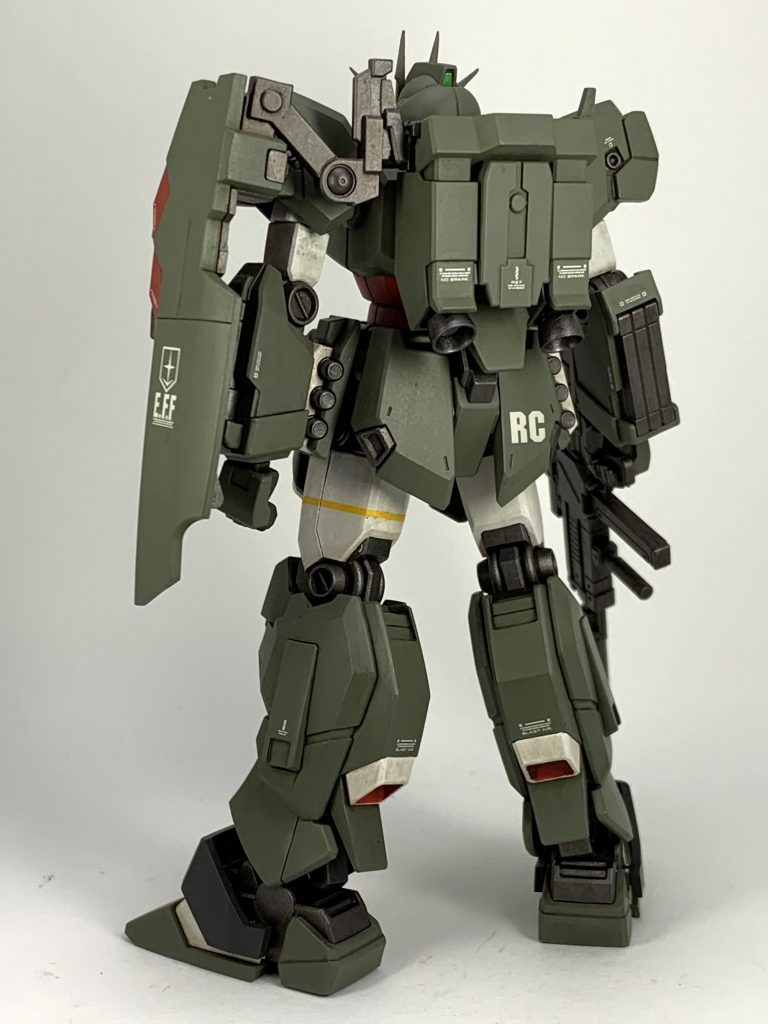 頭とフロントスカート以外はスカート組みです。