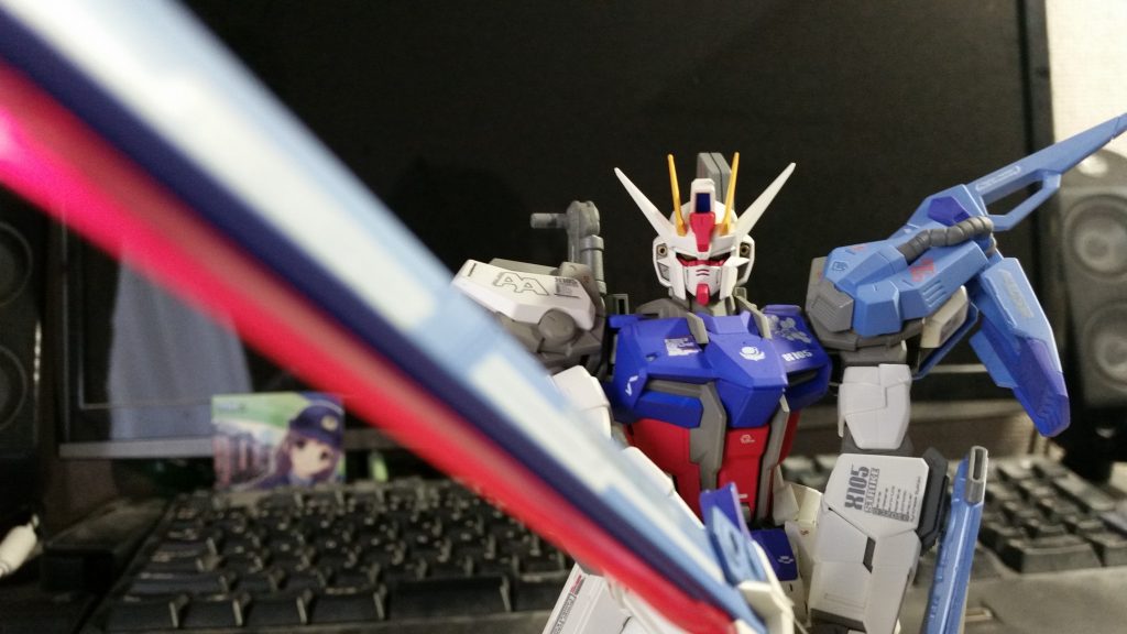 デスティニーのアロンダイトほどの長さにはならないですがシュベルトゲベールもなかなかのものです。