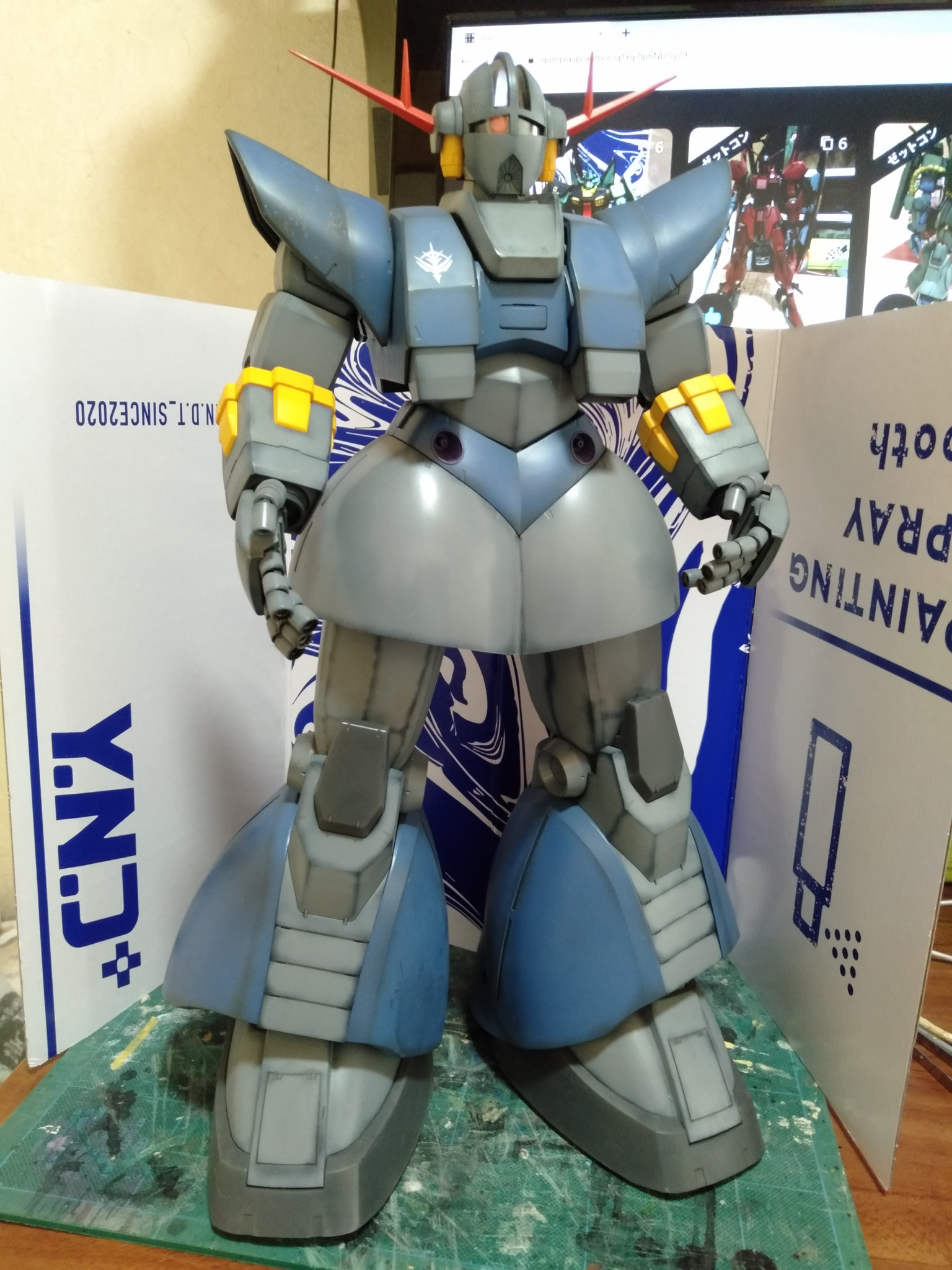 ガンプラアッガイ　ジオング　MG セット　ガンプラ